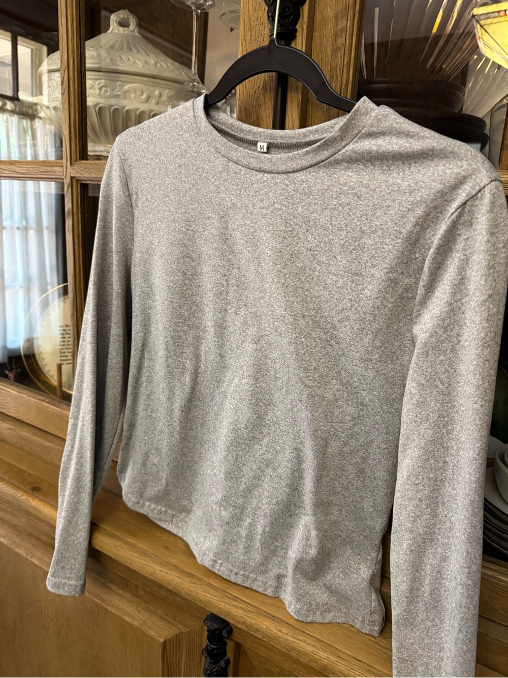 Source Unknown Heather Gray Long-Sleeve Crewneck Tee